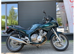 Yamaha XJ600S