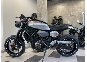 Yamaha XSR700