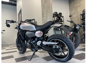 Yamaha XSR700