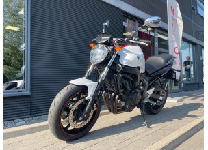 ﻿﻿Yamaha FZ6