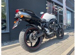 ﻿﻿Yamaha FZ6