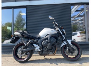 ﻿﻿Yamaha FZ6