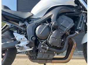 ﻿﻿Yamaha FZ6