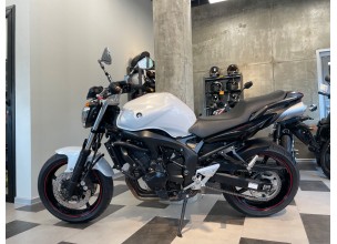 ﻿﻿Yamaha FZ6