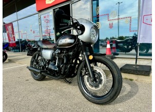 Kawasaki W800 Cafe