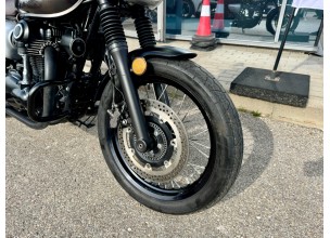 Kawasaki W800 Cafe