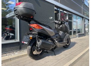 Yamaha X-MAX 300