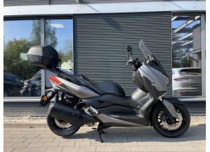 Yamaha X-MAX 300