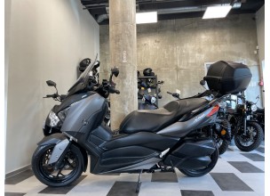 Yamaha X-MAX 300