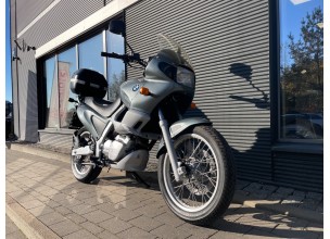 BMW F650