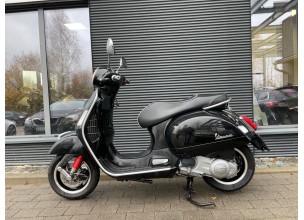 Piaggio Vespa GTS 300