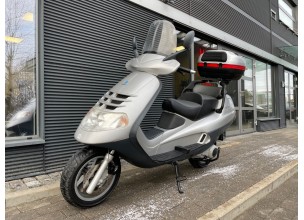 Piaggio Hexagon 125