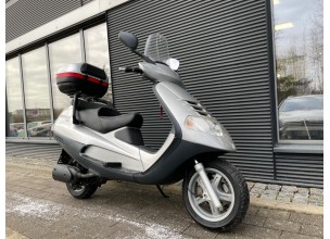 Piaggio Hexagon 125