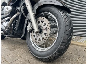 Suzuki Intruder Volusia VL800