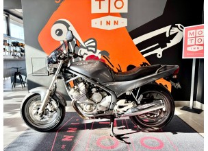 Yamaha XJ600