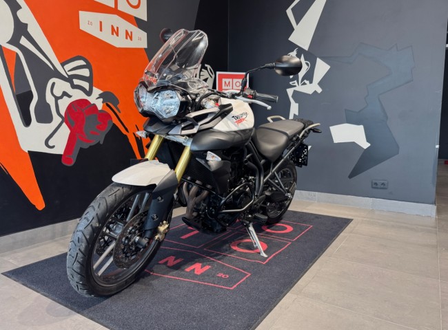 TRIUMPH Tiger 800 ABS