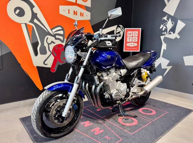 Yamaha XJR1300