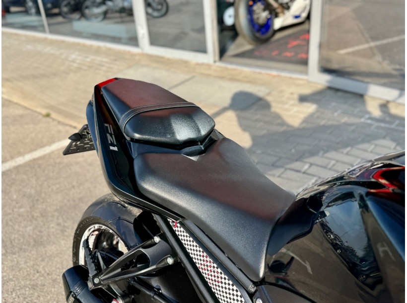 Yamaha FZ1 ABS
