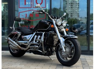 Triumph Rocket 3
