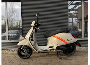 Piaggio Vespa GTV300