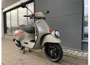 Piaggio Vespa GTV300