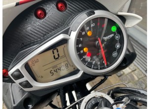 Triumph Speed Triple 1050