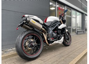 Triumph Speed Triple 1050