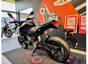 Honda CB125R ABS