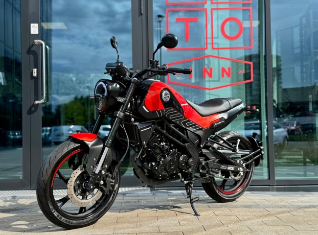 Benelli Leoncino 125