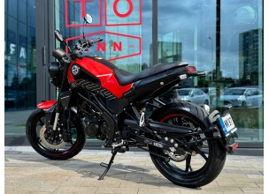 Benelli Leoncino 125