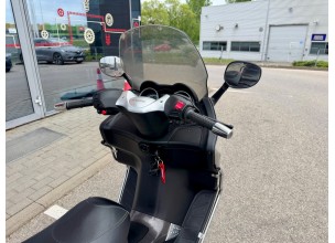 Piaggio X Evo 400