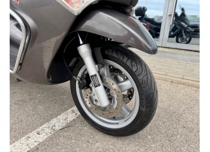 Piaggio X Evo 400