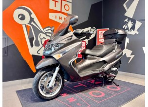 Piaggio X Evo 400