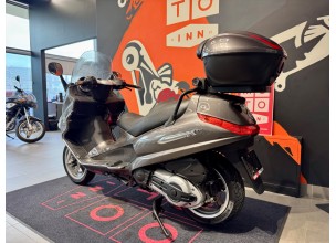 Piaggio X Evo 400