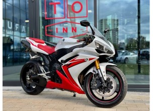 Yamaha R1