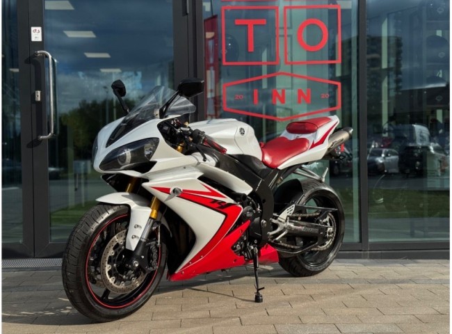 Yamaha R1