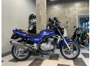 Kawasaki ER5