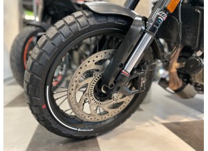 Husqvarna Svartpilen 125
