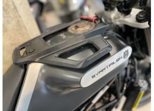Husqvarna Svartpilen 125