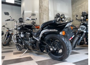 Suzuki Intruder 800