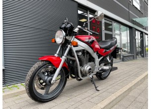 Suzuki GS500