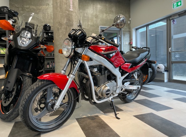 Suzuki GS500