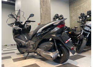 Kawasaki J300 Abs