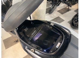 Kawasaki J300 Abs