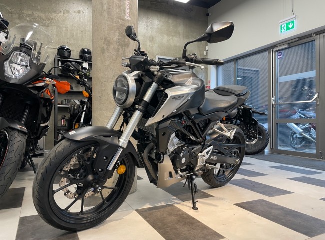Honda Cb125R Abs