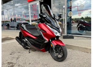 Honda Forza 125