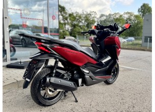 Honda Forza 125
