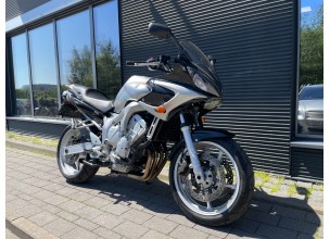 Yamaha FZ6