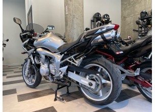Yamaha FZ6
