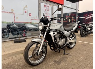 ﻿﻿Kawasaki Er5